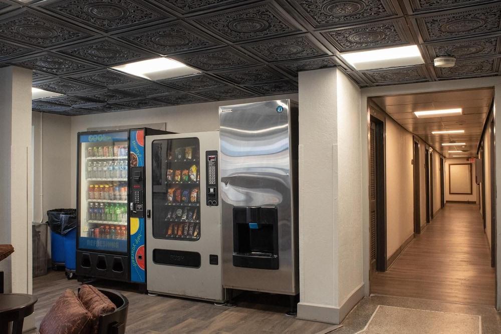 Americas Best Value Inn 디어본 외부 사진