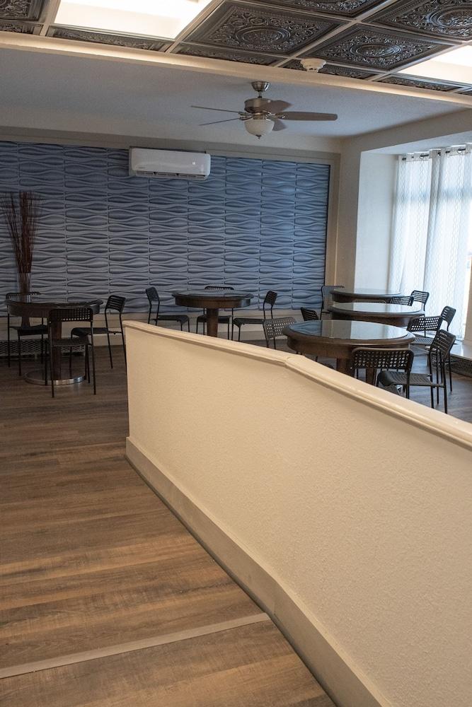 Americas Best Value Inn 디어본 외부 사진