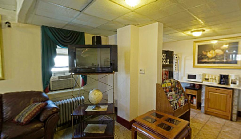 Americas Best Value Inn 디어본 외부 사진